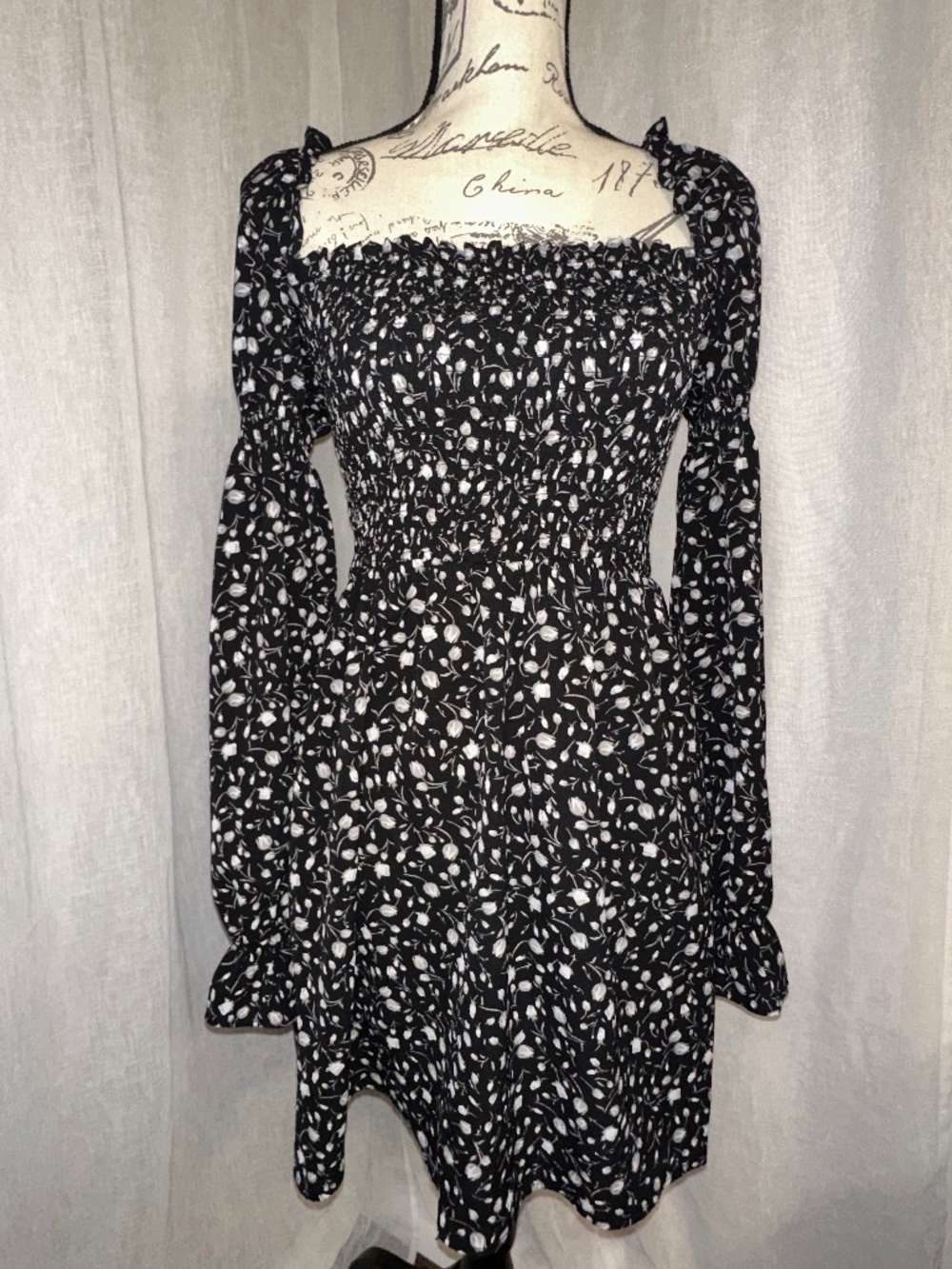 Floral Smocked Bodice long sleeve square neck mini dress by H&M size Small
